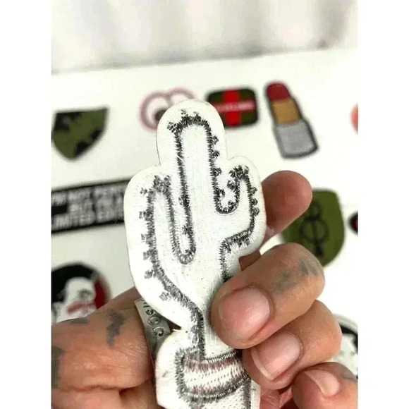 20 PC Assorted Sewing Applique Patches Iron on Sew On NEW Mixed - Picture 6 of 10